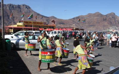 Promotion du tourisme responsable en lieu public, ici au Market Harbourt in Hout Bay à Cape Town