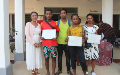 « Nos jeunes bénéficiaires ont reçu leur DELF Junior à l’Alliance Française de Tuléar »