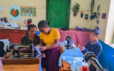 Les bénéficiaires de la Ferme École de Bel Avenir en stage pratique à Fianarantsoa.